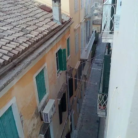 Spyridoula Old Corfu Town Penthouse Apartament *