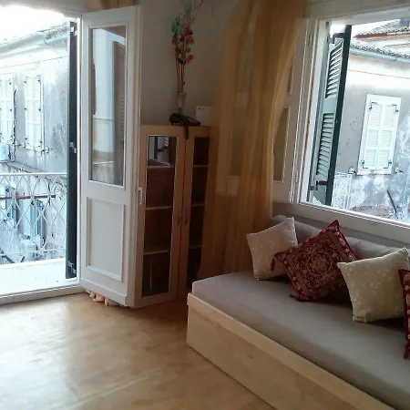 Spyridoula Old Corfu Town Penthouse Apartament *